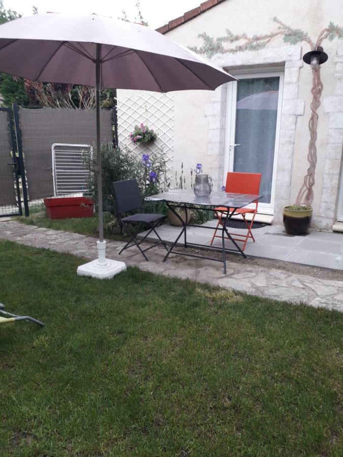 Brig'Gite LʼIsle-sur-la-Sorgue Exteriér fotografie